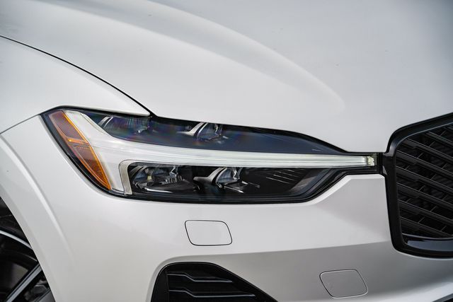 2026 Volvo XC60 Plus