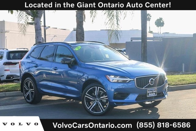 2020 Volvo XC60 R-Design's photo