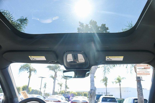 2026 Volvo XC90 Plus - Photo 17