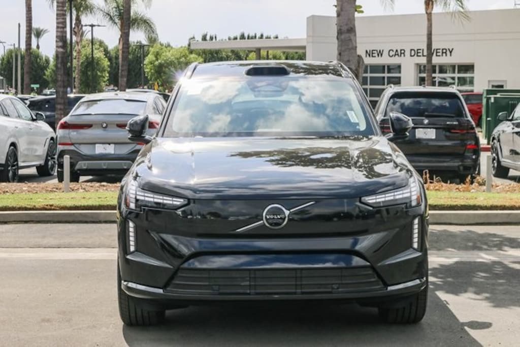 New 2025 Volvo EX90 Twin Motor Performance Plus 7-Seater SUV