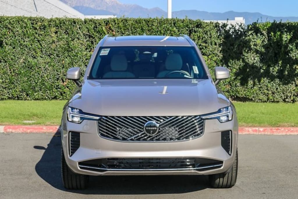 New 2026 Volvo XC90 B5 Plus 7-Seater SUV