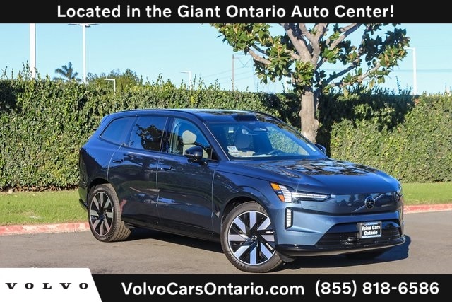 2025 Volvo EX90 Ultra's photo