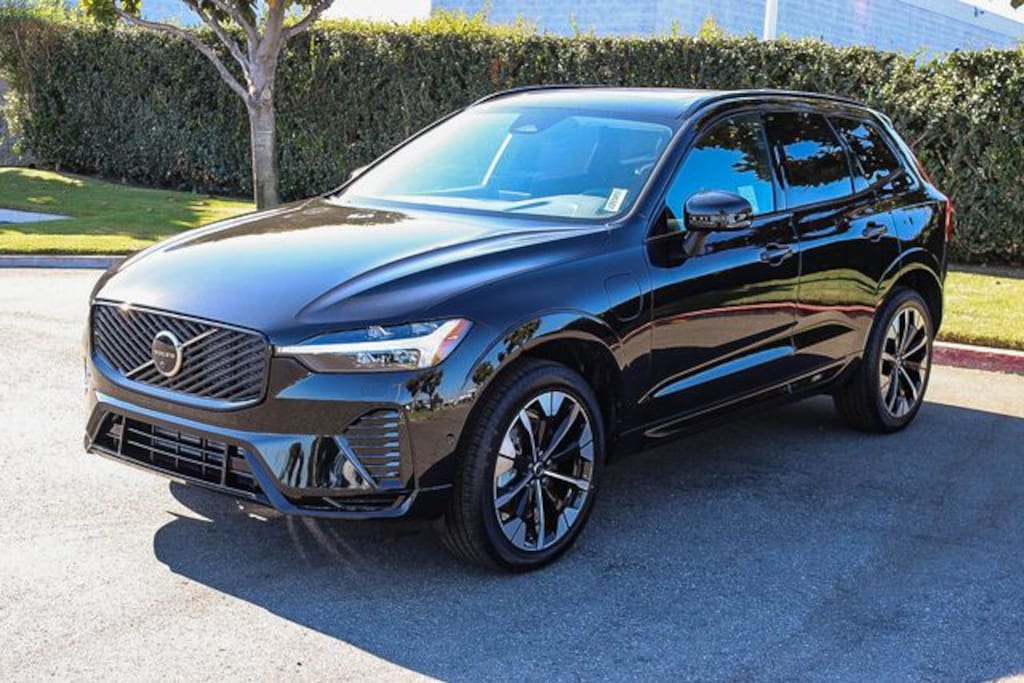 New 2026 Volvo XC60 B5 Ultra SUV