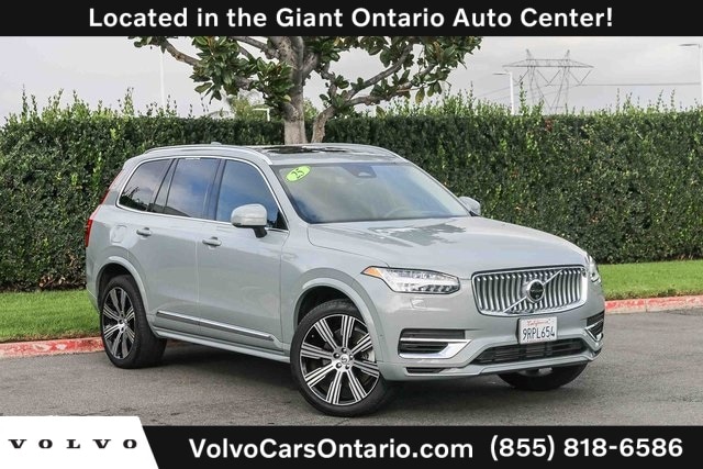 2025 Volvo XC90 Ultra's photo