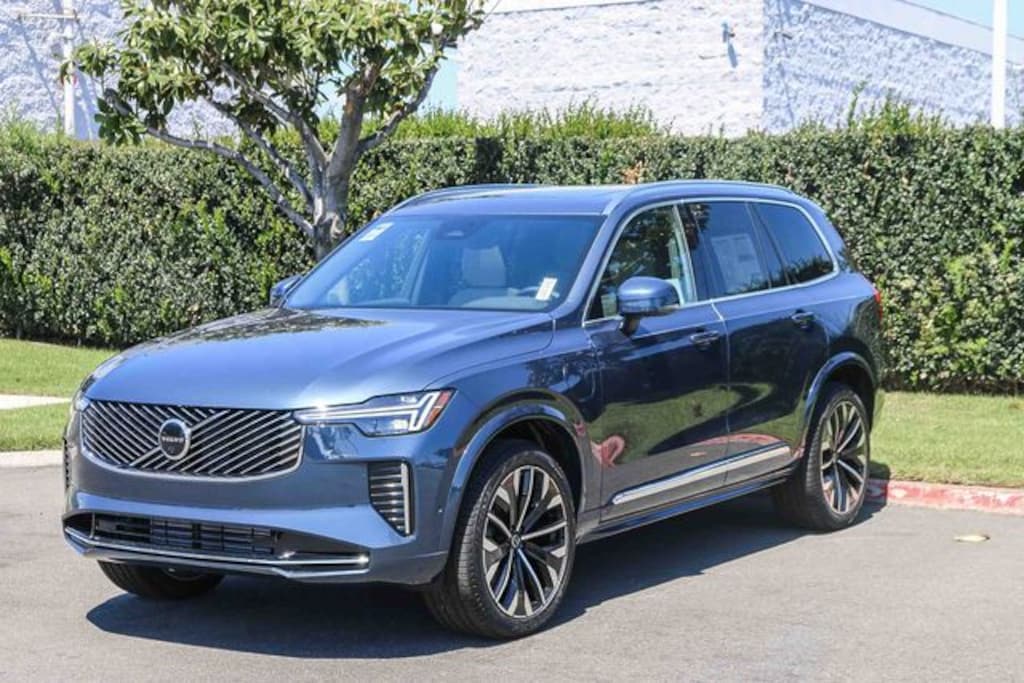 New 2026 Volvo XC90 plug-in hybrid T8 Plus 7-Seater SUV