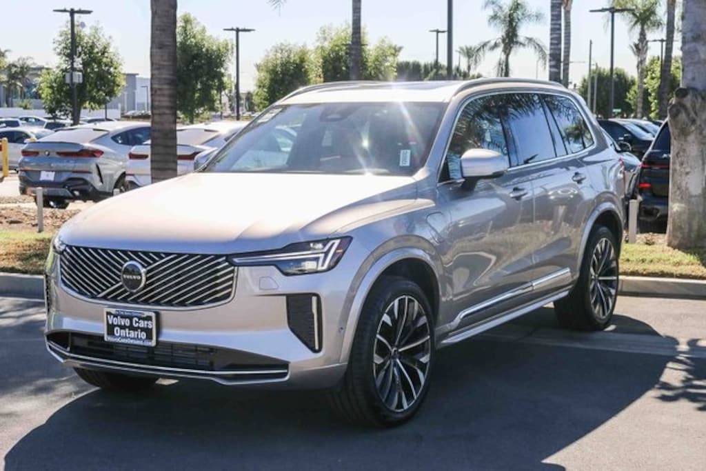 New 2026 Volvo XC90 plug-in hybrid T8 Plus 7-Seater SUV