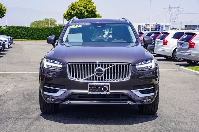 2023 Volvo XC90 Plus photo 2