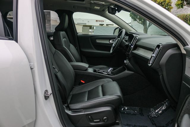2026 Volvo XC40 Ultra - Photo 18