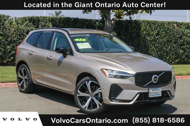 2024 Volvo XC60 B5 Ultimate Dark Theme AWD's photo