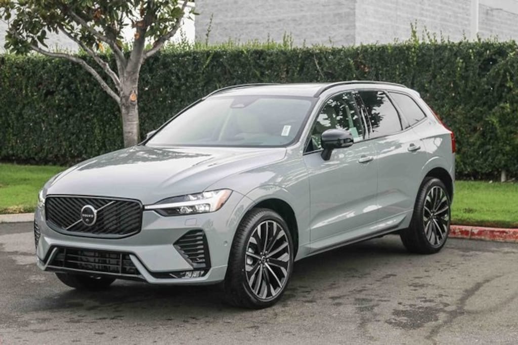New 2026 Volvo XC60 B5 Ultra SUV