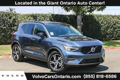 2026 Volvo XC40 B5 Core AWD SUV