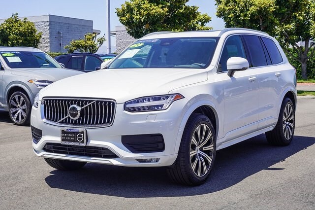 2023 Volvo XC90 Core photo 3