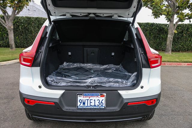 2026 Volvo XC40 Ultra - Photo 20