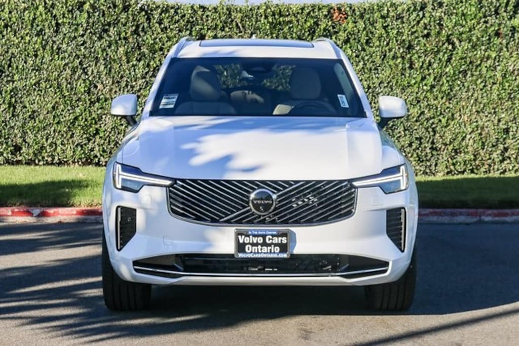 New 2026 Volvo XC90 B6 Plus 7-Seater SUV
