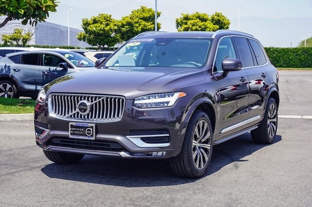 2023 Volvo XC90 Plus photo 3