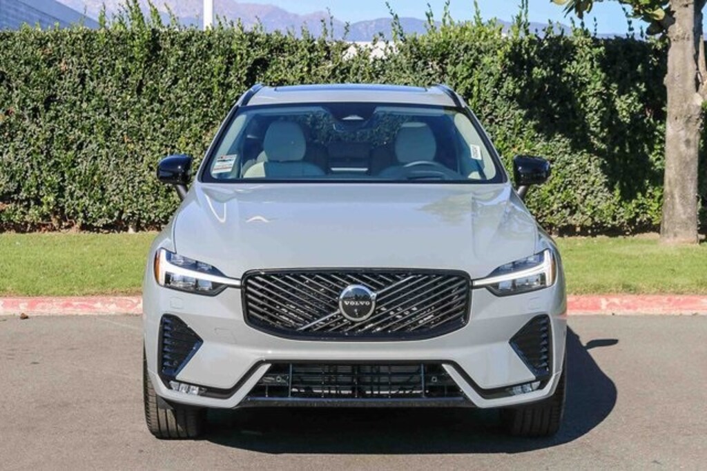 New 2026 Volvo XC60 B5 Ultra SUV