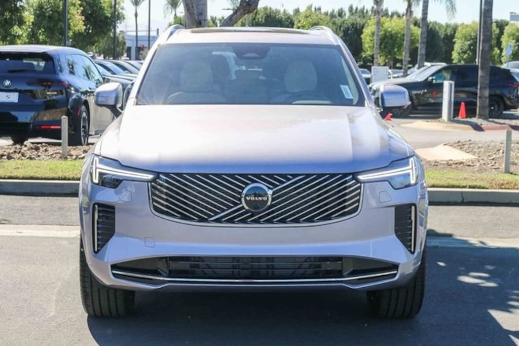 New 2026 Volvo XC90 B6 Plus 7-Seater SUV