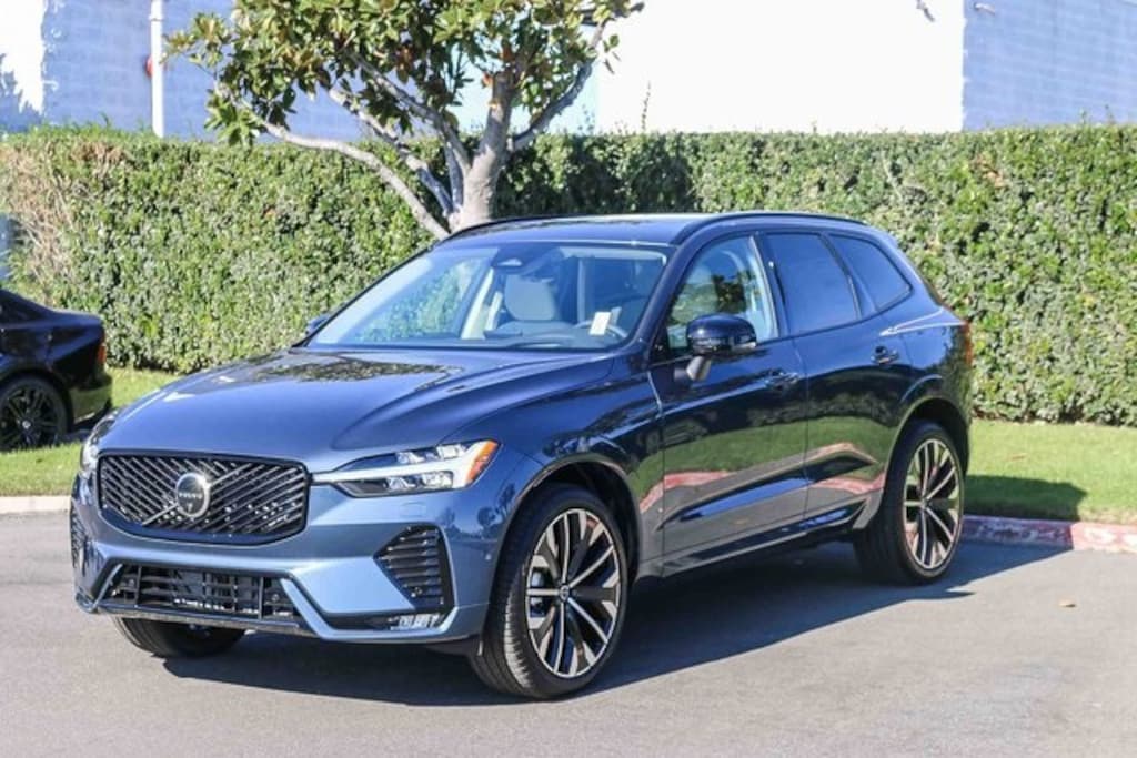 New 2026 Volvo XC60 B5 Ultra SUV