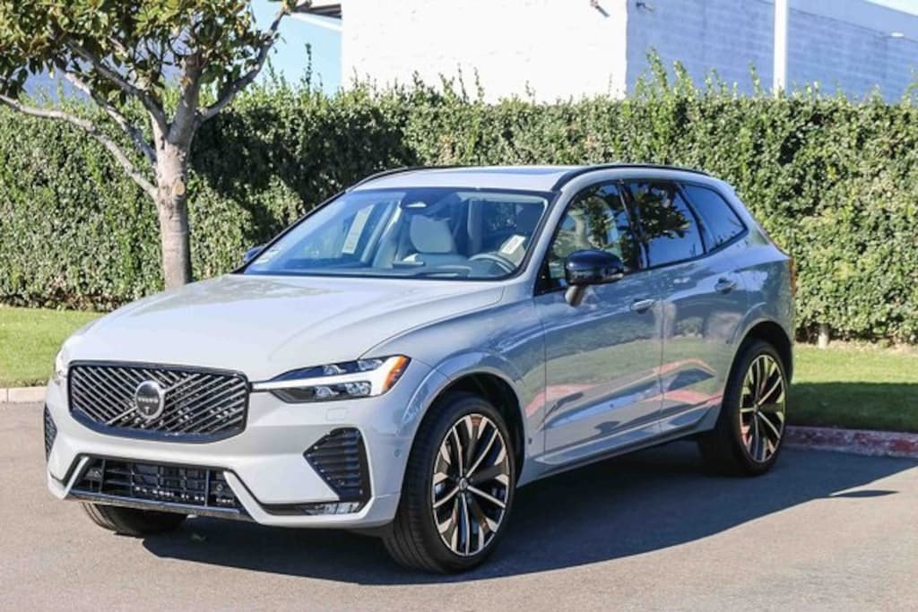 New 2026 Volvo XC60 B5 Ultra SUV