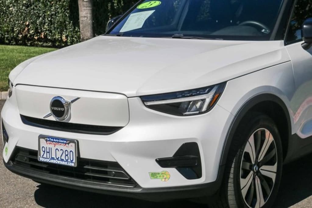 Certified 2023 Volvo XC40 Recharge Pure Electric Twin Core SUV