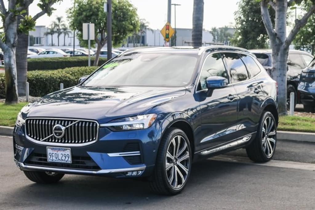 Certified 2023 Volvo XC60 B5 Ultimate Bright Theme SUV