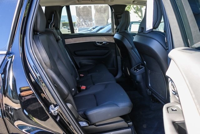 2025 Volvo XC90 Plus - Photo 19