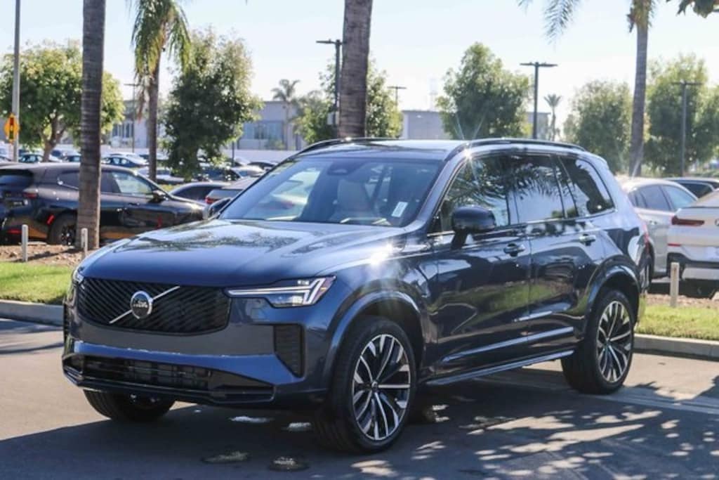 New 2026 Volvo XC90 B6 Ultra Dark Theme 7-Seater SUV