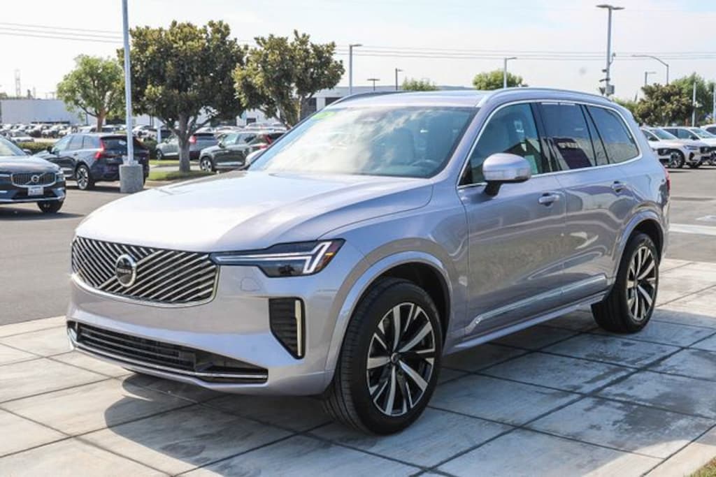 Used 2026 Volvo XC90 B5 Core SUV