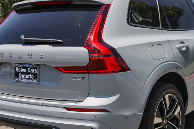 2026 Volvo XC60 Plus - Photo 9