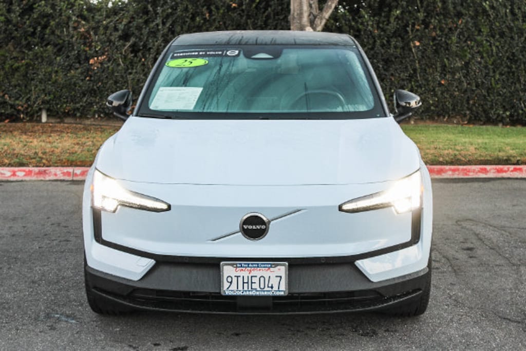 Used 2025 Volvo EX30 Twin Motor Performance Plus SUV