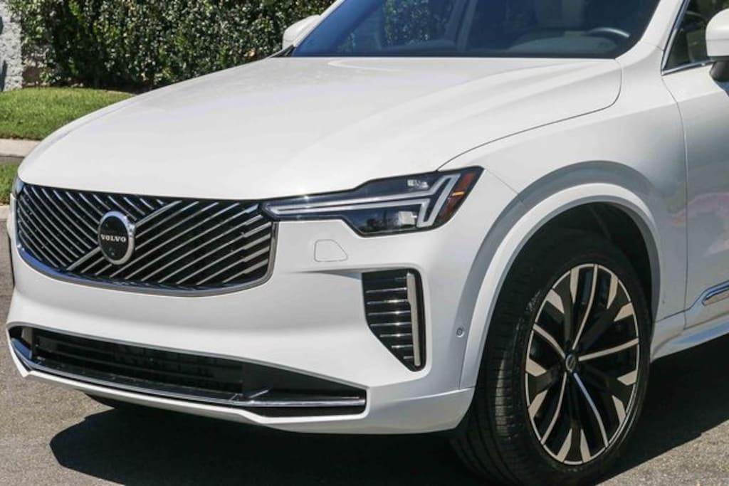 Used 2026 Volvo XC90 B6 Plus 7-Seater SUV