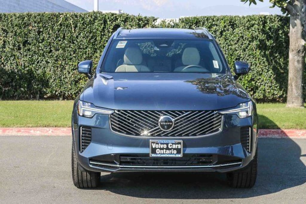 New 2026 Volvo XC90 B6 Plus 7-Seater SUV