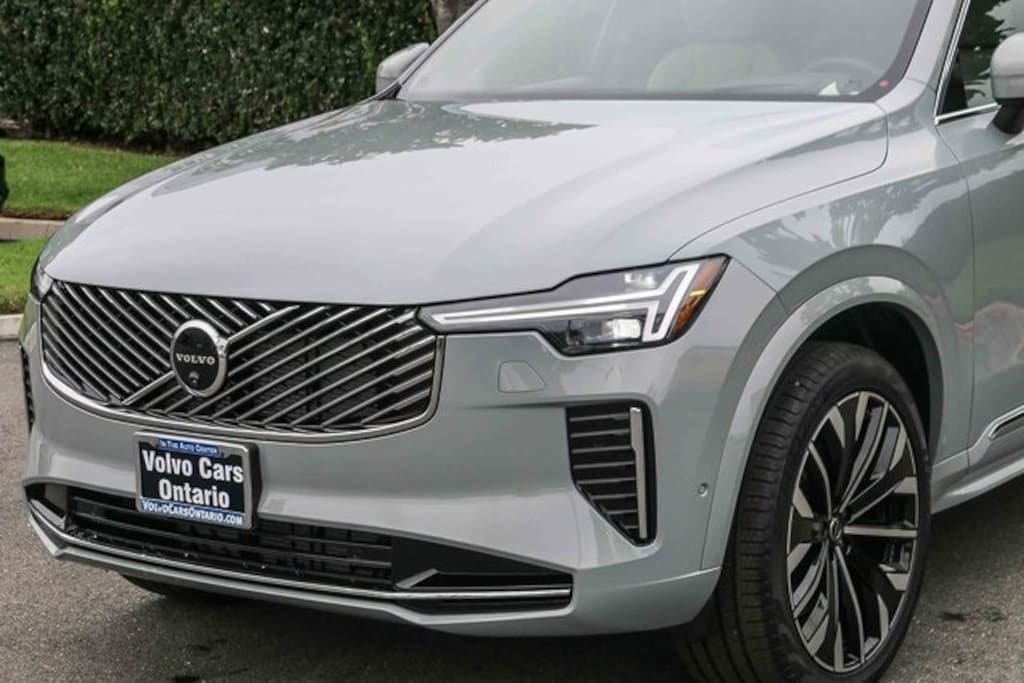 New 2026 Volvo XC90 B6 Ultra 7-Seater SUV