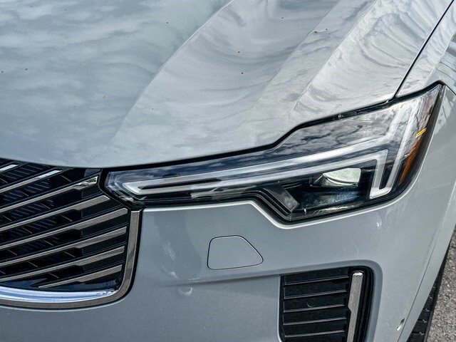 2025 Volvo XC90 B5 Plus photo 4