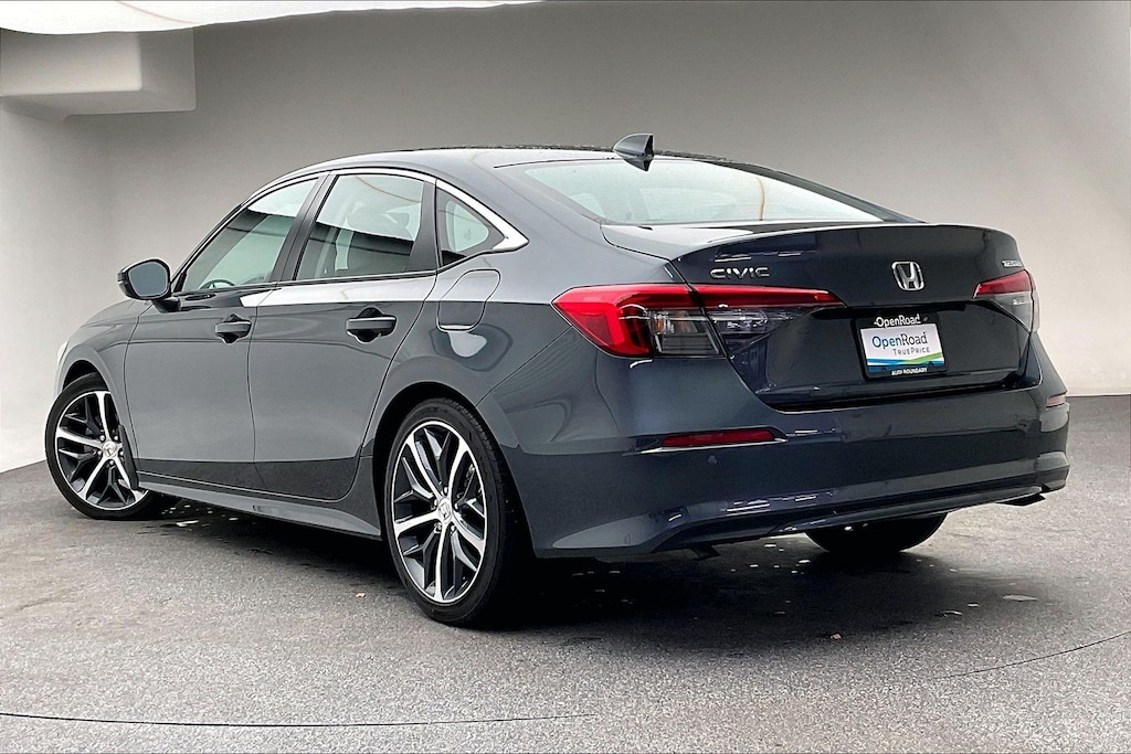 Used 2024 Honda Touring Sedan