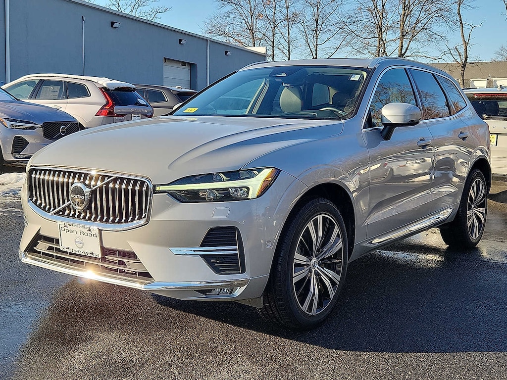 Certified 2023 Volvo XC60 B6 AWD Ultimate Bright SUV