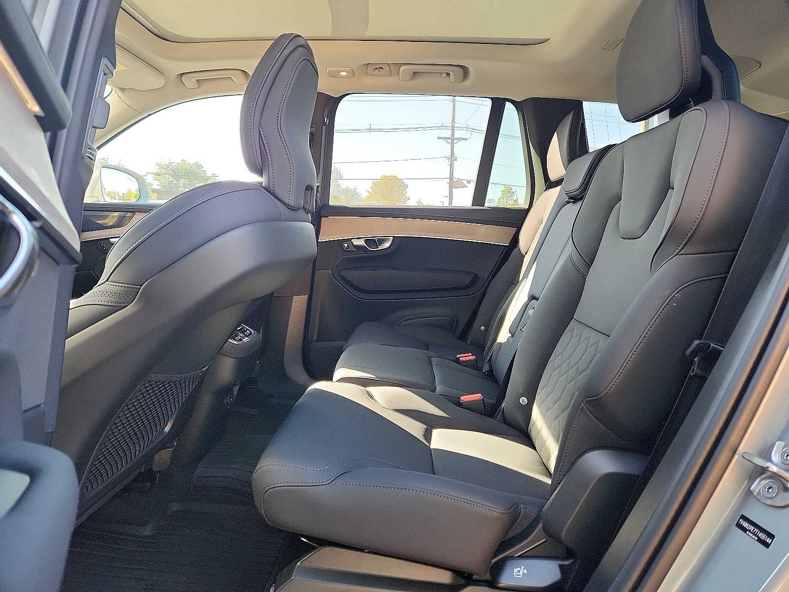 2026 Volvo XC90 Plus - Photo 10