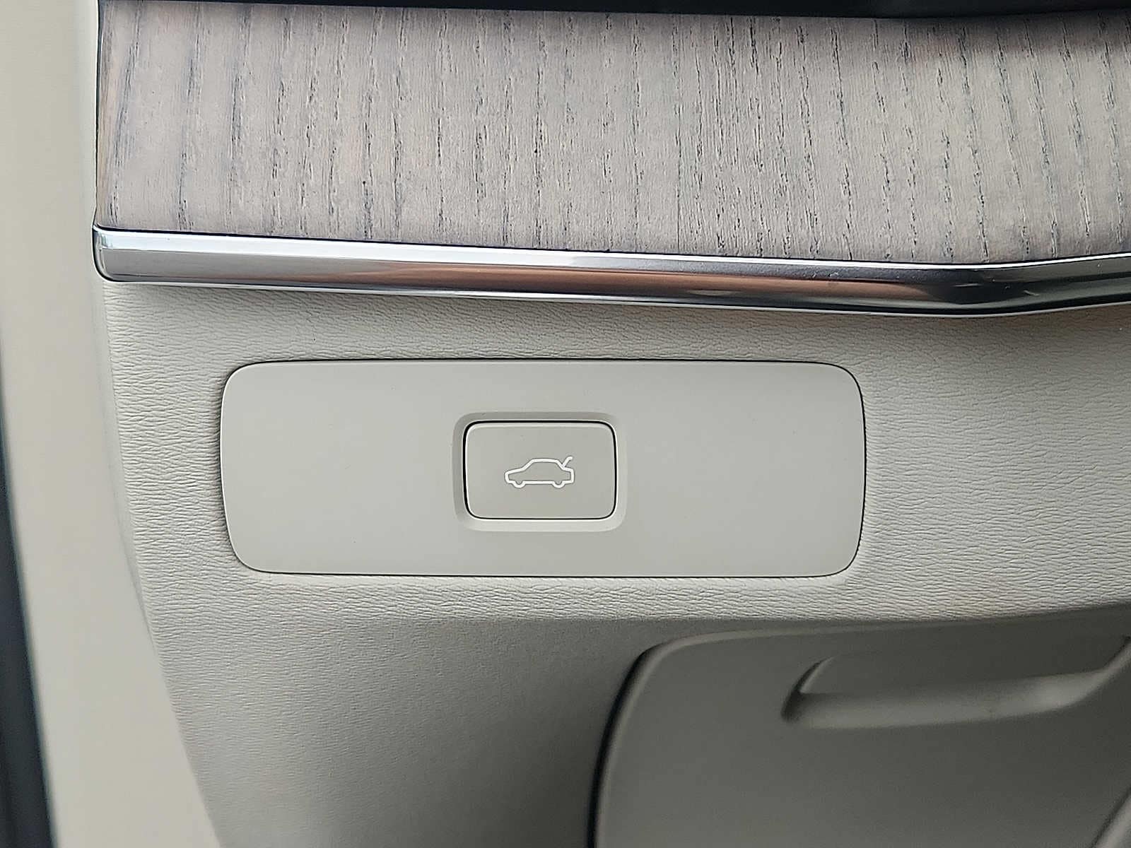 2024 Volvo XC90 Plus - Photo 22