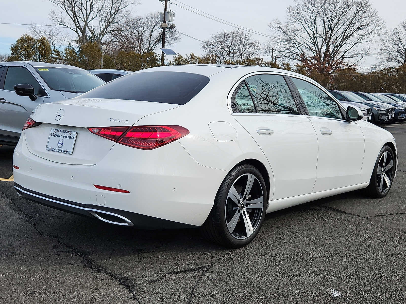 2025 Mercedes-Benz C-Class Sedan C 300 - Photo 6