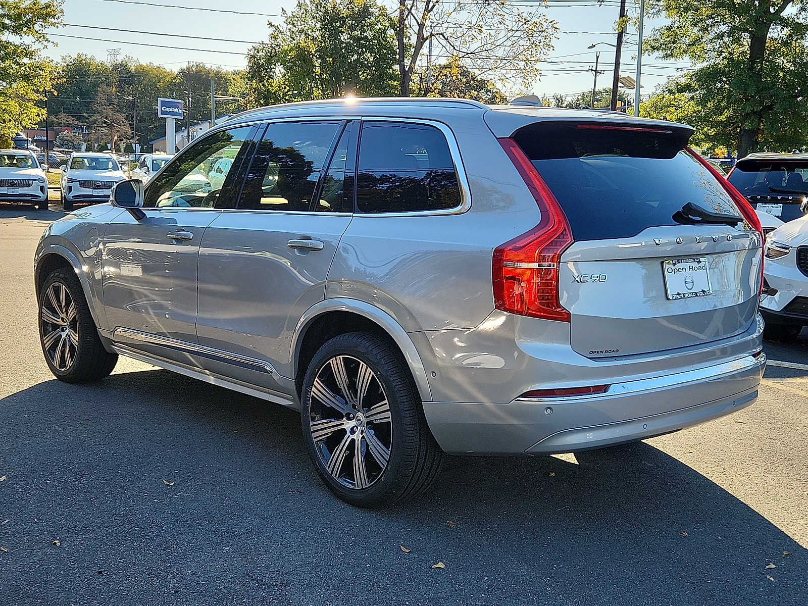 2024 Volvo XC90 T8 Plus photo 4