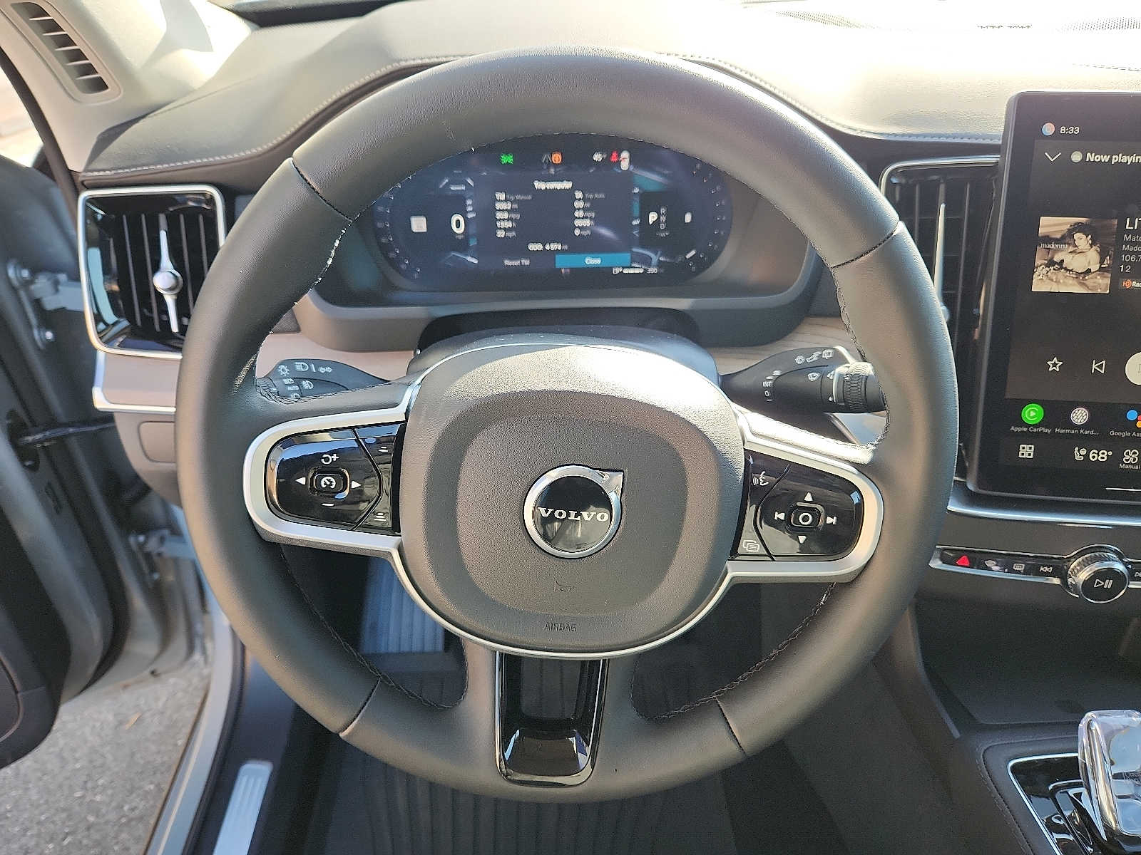 2026 Volvo XC90 Plus - Photo 19
