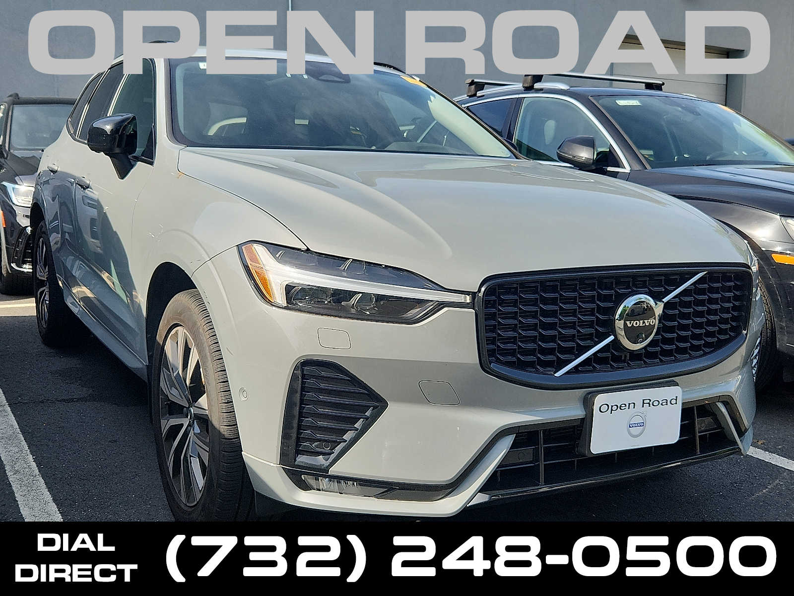 2024 Volvo XC60 B5 Plus Dark Theme AWD's photo