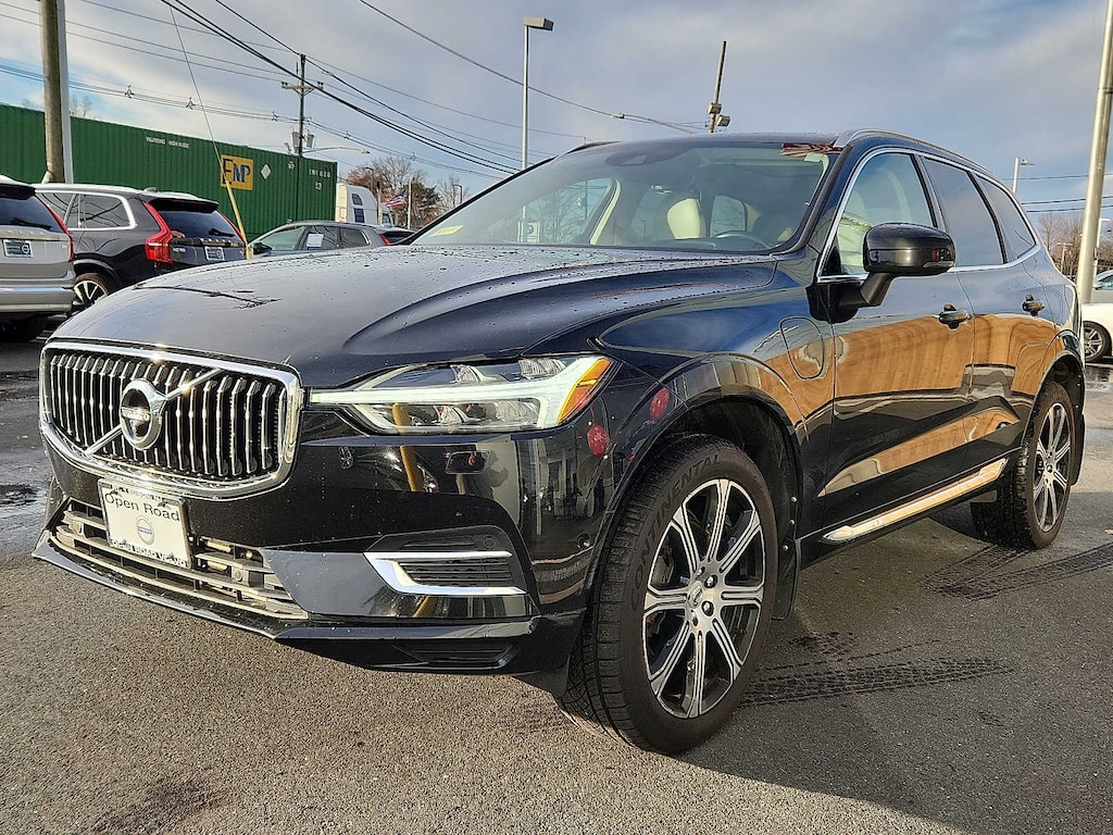 Used 2018 Volvo XC60 Hybrid T8 Inscription SUV