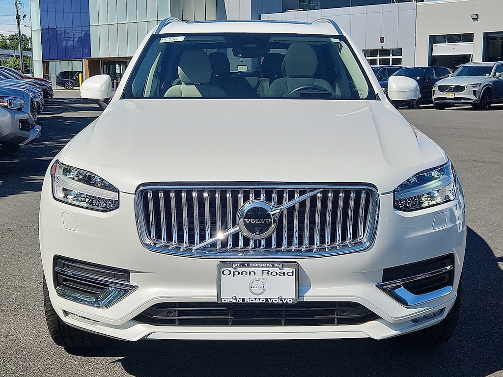 Certified 2024 Volvo XC90 B6 Ultimate Bright 7-Seater SUV