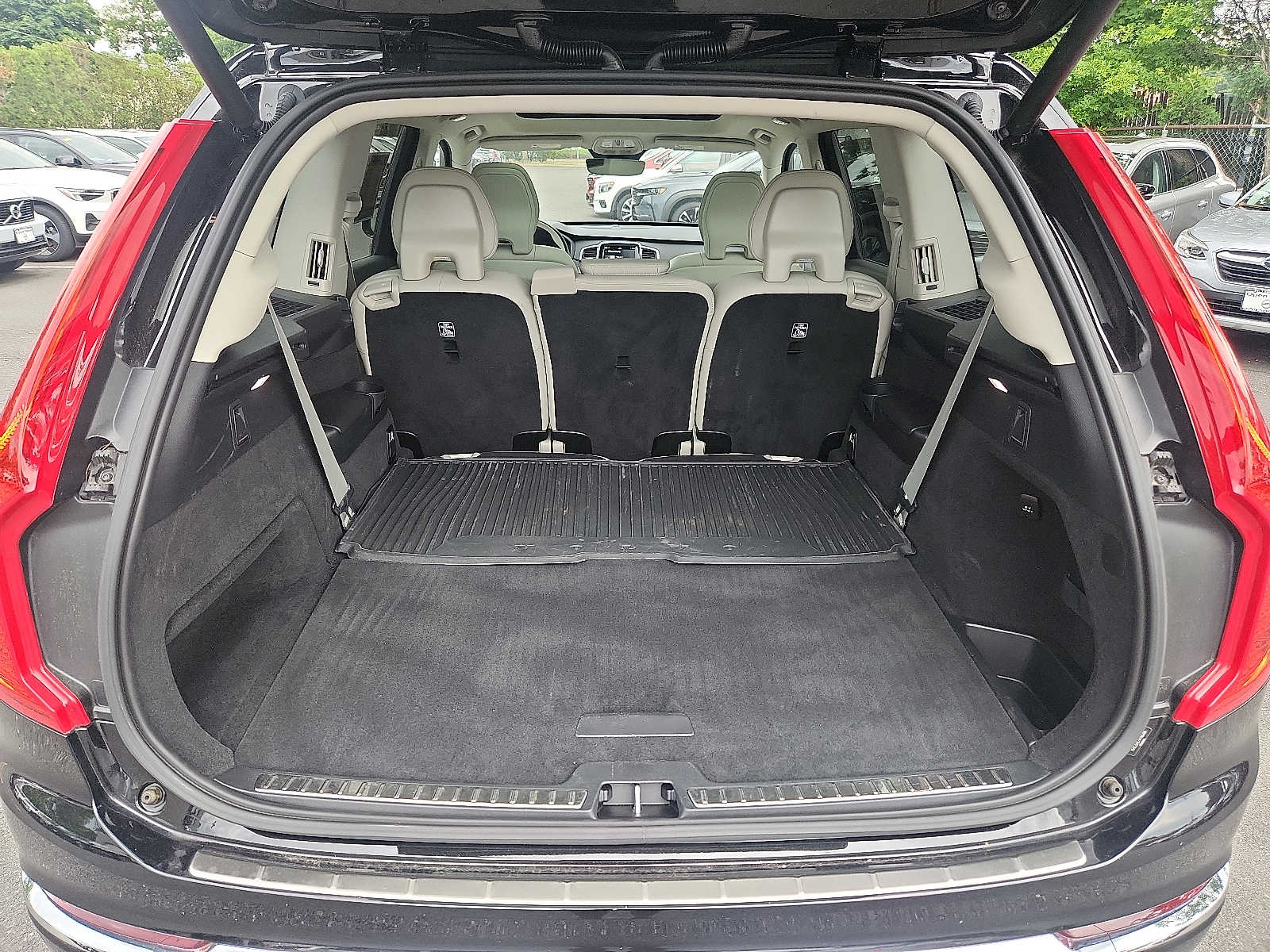 2024 Volvo XC90 Plus - Photo 24