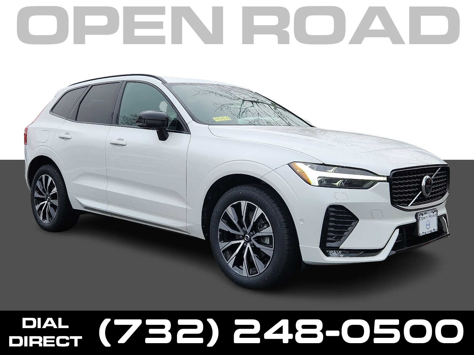 2023 Volvo XC60 Plus's photo