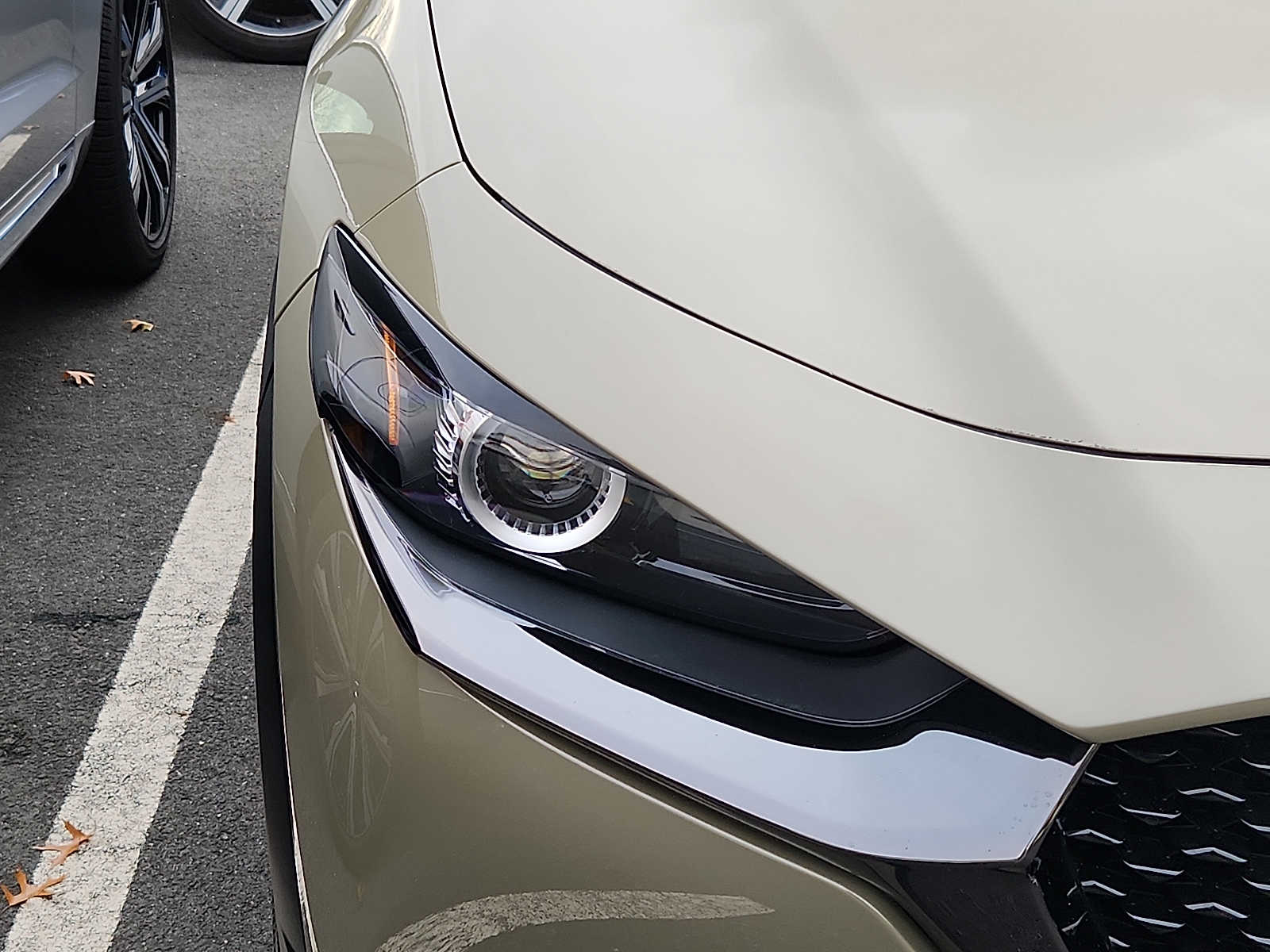 2024 Mazda CX-30 2.5 Carbon Turbo photo 3