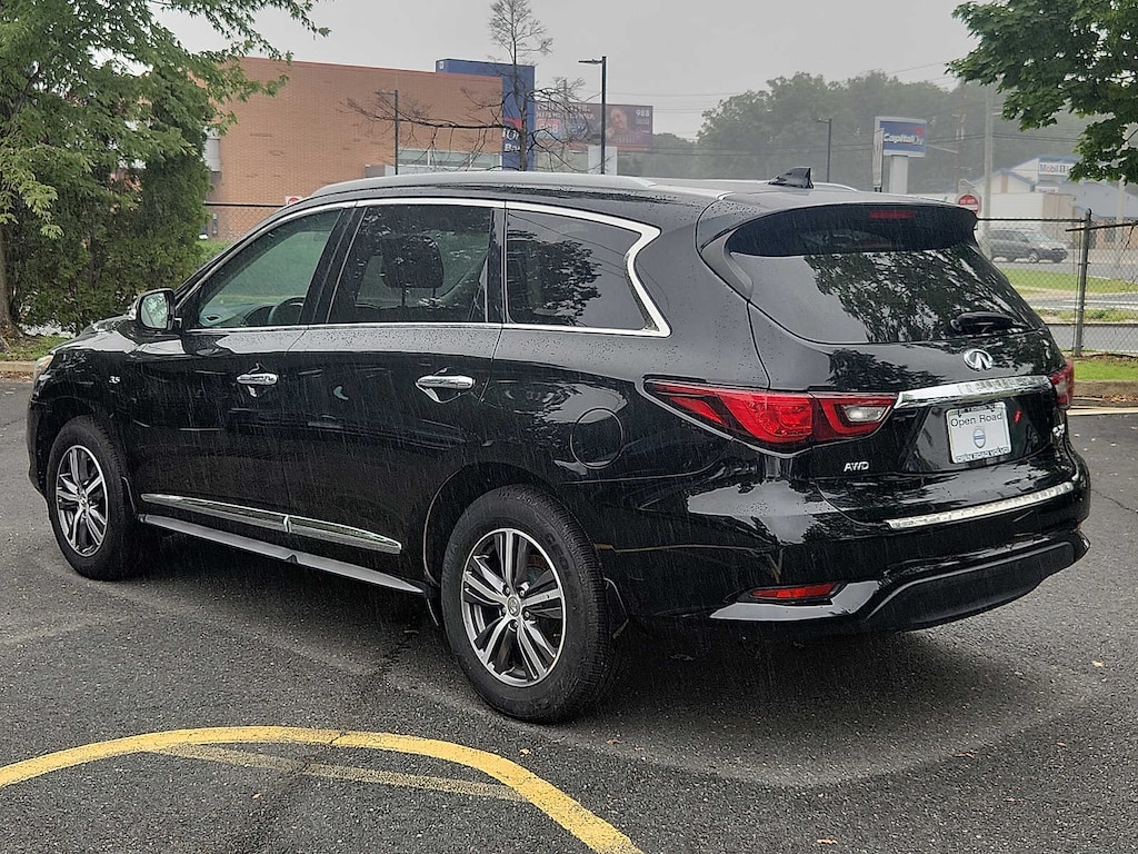 Used 2019 INFINITI QX60 LUXE SUV