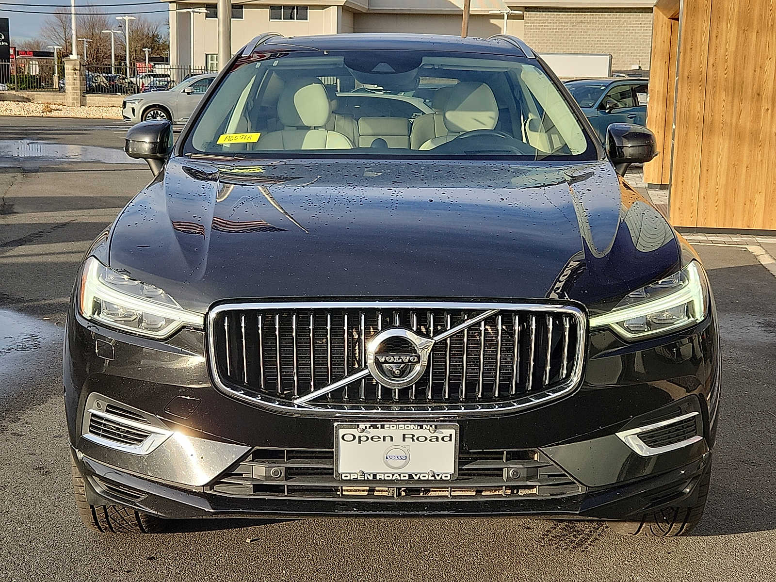 Used 2018 Volvo XC60 Inscription with VIN LYVBR0DL0JB123000 for sale in Edison, NJ