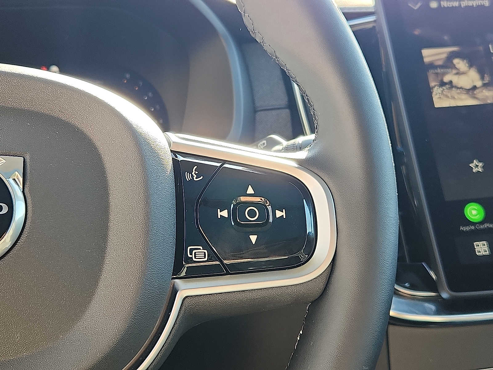 2026 Volvo XC90 Plus - Photo 21